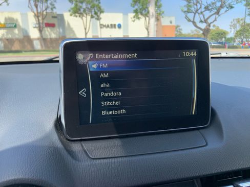 Used 2018 Toyota Yaris iA FWD image 14