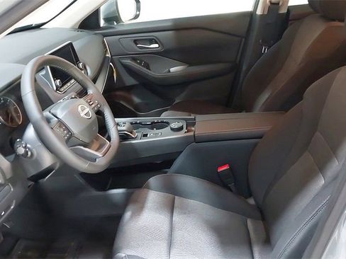 Used 2026 Nissan Rogue SV image 20