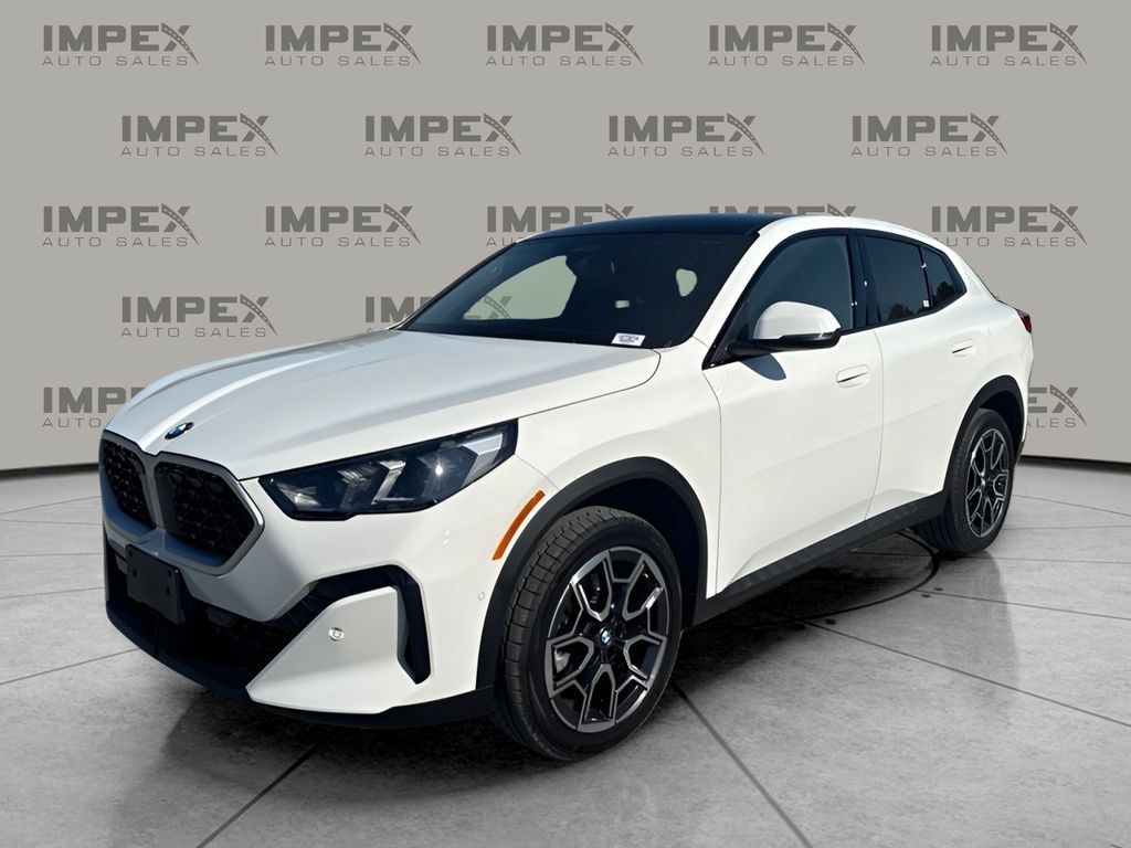 Used 2026 BMW X2 xDrive28i AWD/4WD image 1