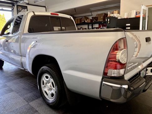 Used 2010 Toyota Tacoma 2WD Access Cab image 5