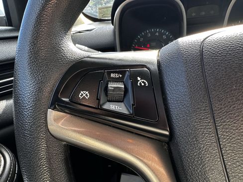 Used 2015 Chevrolet Malibu LT w/ Power Convenience Package image 10