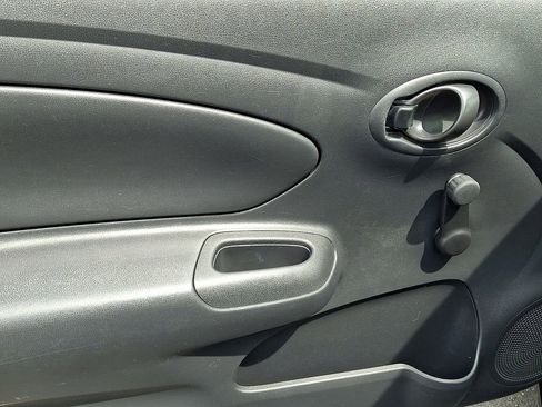 Used 2015 Nissan Versa S Plus image 14