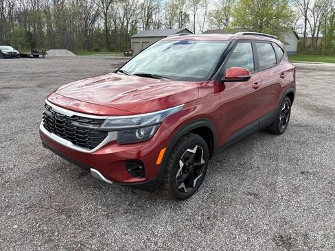 Used 2025 Kia Seltos S AWD/4WD image 7