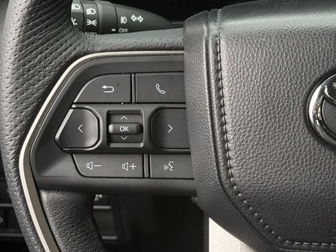 Used 2026 Toyota Tundra Limited w/ Power Package AWD/4WD image 15