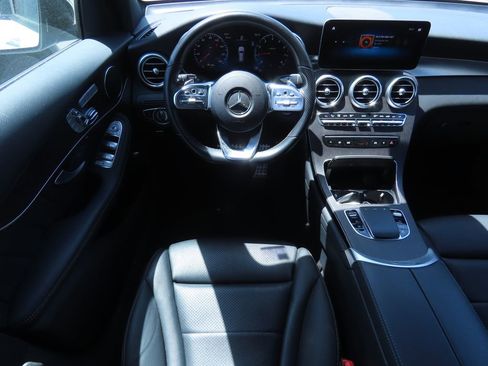 Certified 2022 Mercedes-Benz GLC 300 4MATIC image 5