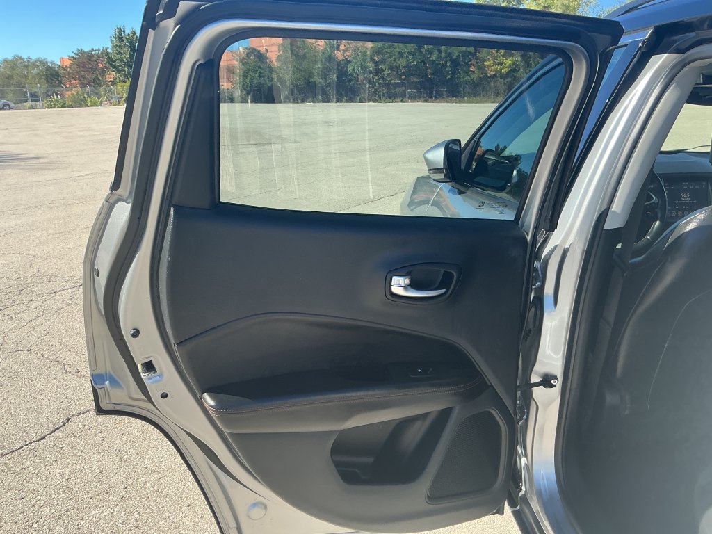 Used 2021 Jeep Compass Limited AWD/4WD image 15