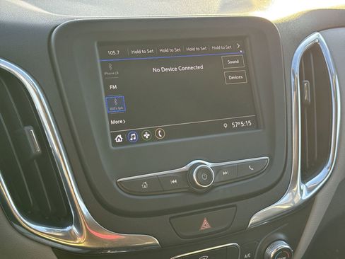 Used 2020 Chevrolet Equinox LS w/ LS Convenience Package image 23