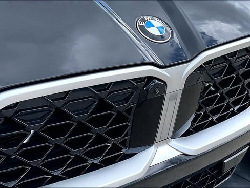 Used 2025 BMW X2 xDrive28i AWD/4WD image 29