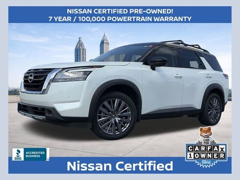 Certified 2024 Nissan Pathfinder SL w/ SL Premium Package FWD image 1