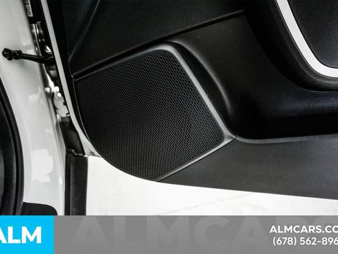 Used 2025 Kia Soul LX w/ LX Technology Package FWD image 35