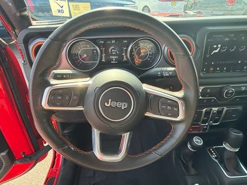 Used 2021 Jeep Gladiator Mojave AWD/4WD image 25