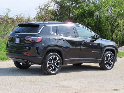 Certified 2022 Jeep Compass Limited AWD/4WD image 4