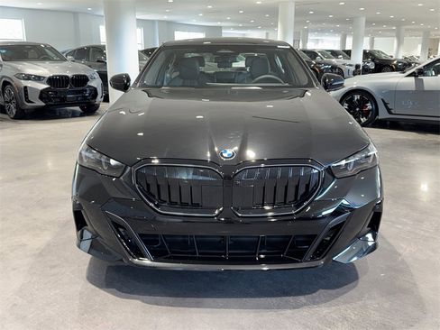 New 2026 BMW 530i w/ M Sport Package image 2