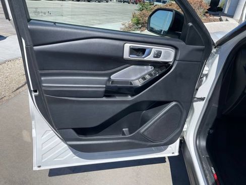 Used 2022 Ford Explorer ST w/ Equipment Group 401A AWD/4WD image 14