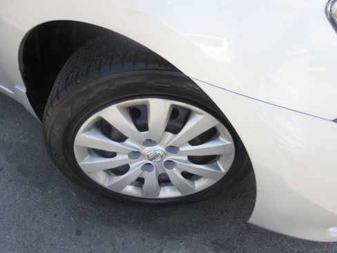 Used 2015 Nissan Sentra SV FWD image 4