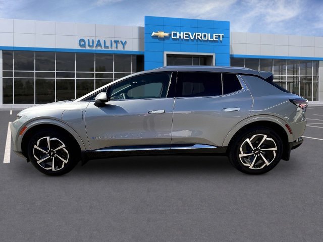 Certified 2024 Chevrolet Equinox EV LT w/ LPO, Active Package FWD image 4