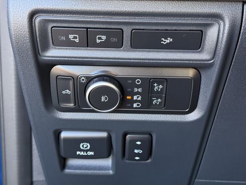 Certified 2022 Ford F150 Raptor AWD/4WD image 25