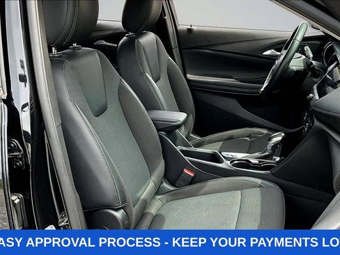 Used 2021 Buick Encore GX Select w/ Sport Touring Package FWD image 34
