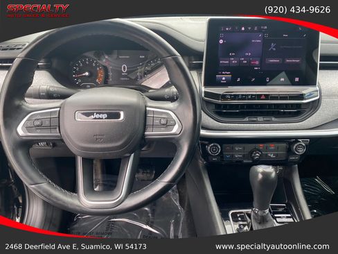 Used 2022 Jeep Compass Latitude AWD/4WD image 16