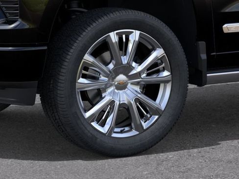 New 2026 Chevrolet Silverado 1500 High Country AWD/4WD image 9