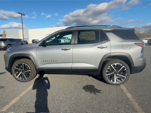 New 2026 Chevrolet Equinox RS w/ LPO, Floor Liner Package image 8