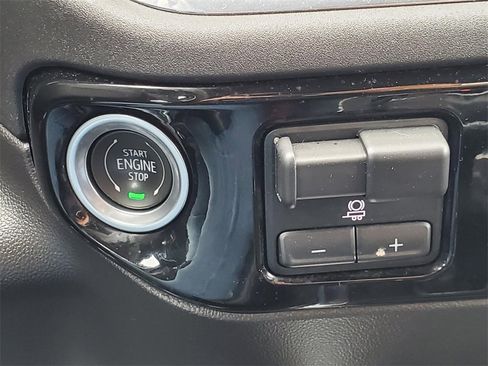 Used 2023 Chevrolet Silverado 1500 LT Trail Boss w/ Convenience Package II image 19