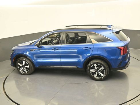 Used 2021 Kia Sorento EX w/ Panoramic Sunroof Package image 53