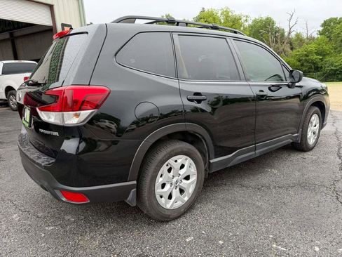 Used 2019 Subaru Forester AWD/4WD image 3