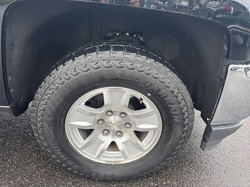 Used 2019 Chevrolet Silverado 1500 LT image 12