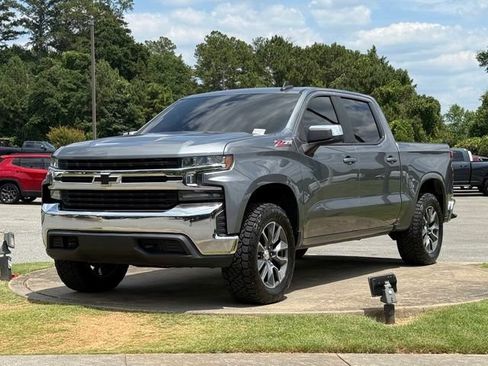 Used 2020 Chevrolet Silverado 1500 LT w/ All-Star Edition AWD/4WD image 3