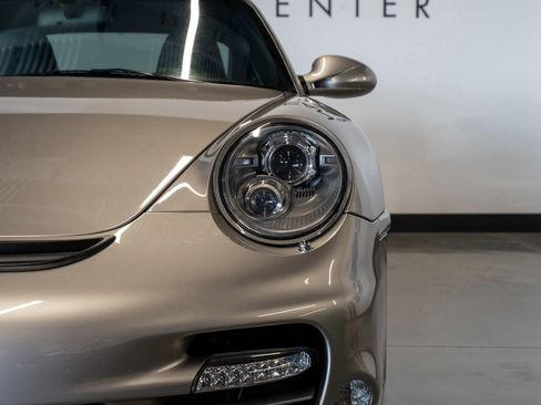 Used 2013 Porsche 911 Turbo S AWD/4WD image 34