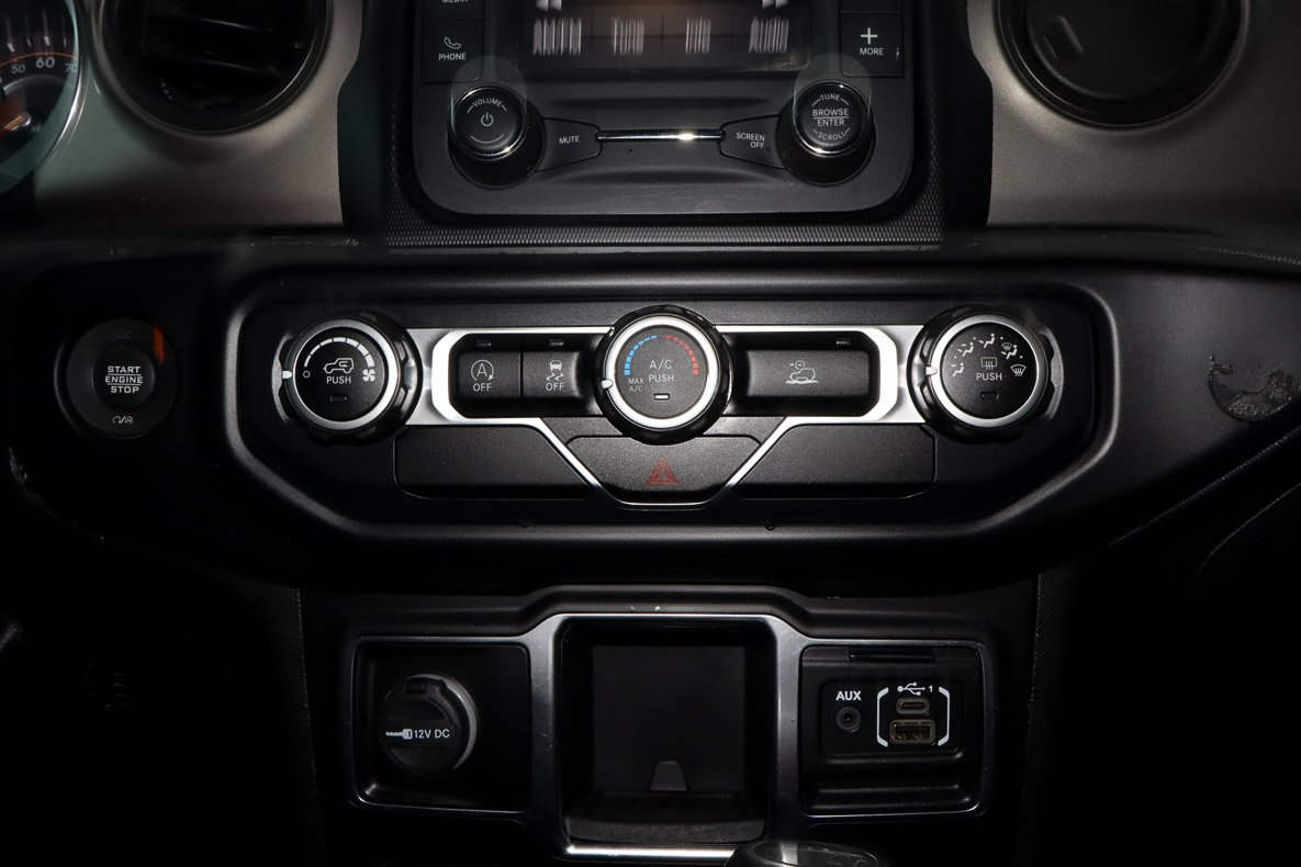 Used 2020 Jeep Gladiator Sport AWD/4WD image 11