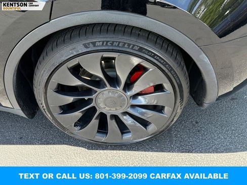 Used 2023 Tesla Model Y Performance AWD/4WD image 14