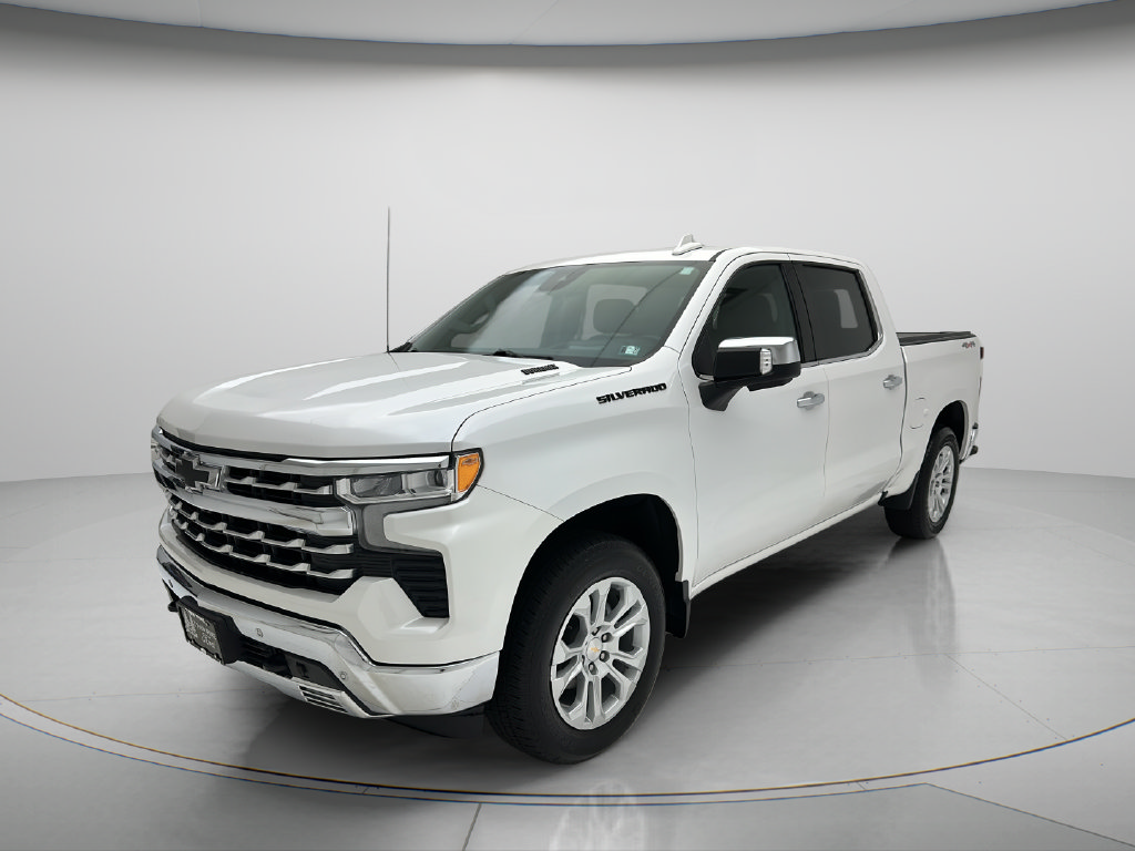 Used 2023 Chevrolet Silverado 1500 LTZ w/ Technology Package AWD/4WD image 3