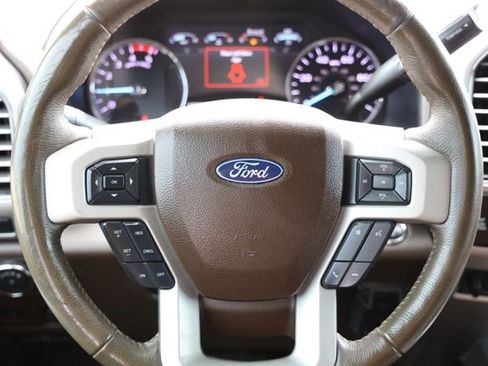 Used 2019 Ford F250 King Ranch w/ King Ranch Ultimate Package AWD/4WD image 15