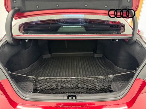 Used 2019 Toyota Camry LE image 12