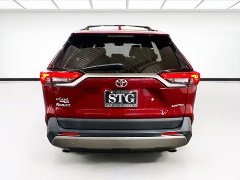 Used 2023 Toyota RAV4 Limited FWD image 5
