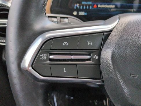 Used 2025 Chevrolet Equinox ACTIV FWD image 24