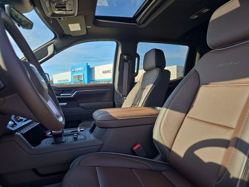 New 2026 GMC Sierra 1500 Denali w/ Denali Reserve Package image 29