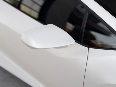 Used 2020 Lamborghini Huracan EVO image 11