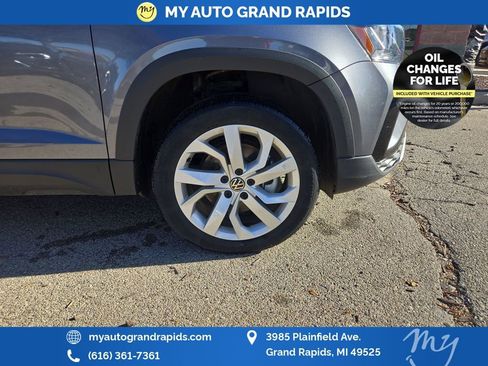 Used 2023 Volkswagen Taos S image 32