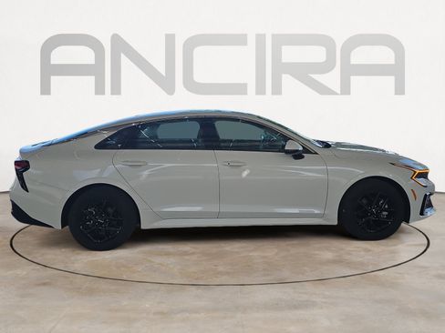 Used 2025 Kia K5 LXS FWD image 9