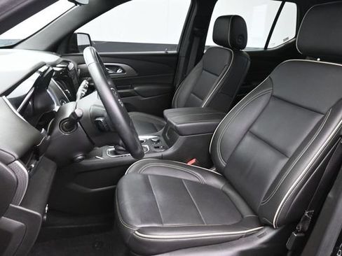 Used 2023 Chevrolet Traverse Premier w/ Redline Edition AWD/4WD image 23