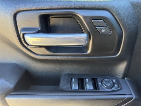 Used 2021 Chevrolet Silverado 1500 Custom Trail Boss image 10