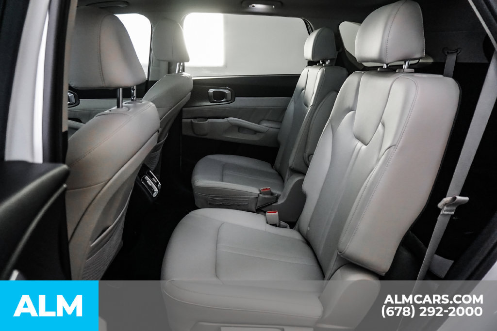 Used 2023 Kia Sorento SX FWD image 17