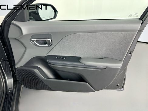 Used 2025 Kia K4 EX image 34