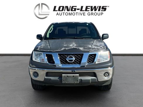 Used 2010 Nissan Frontier SE w/ SE Value Truck Pkg image 11