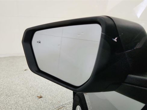 Used 2024 Chevrolet Equinox LS w/ LS Convenience Package FWD image 16