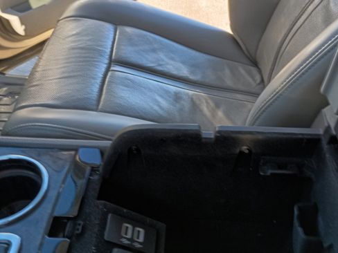 Used 2017 Lincoln Navigator L Select image 34