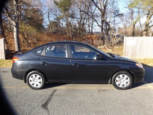 Used 2009 Hyundai Elantra GLS image 6